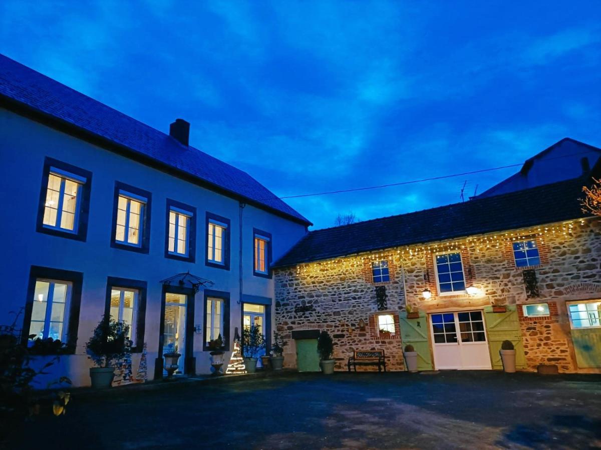 La Grenouille Amoureuse Menat Buitenkant foto